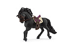 Schleich 42707 Hřebec Pura Raza Espanola Stallion se sedlem a uzdou