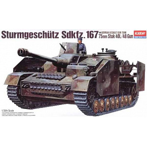 Model Kit tank 13235 - STURMGESCHUTZ IV (1:35) Model Kit tank 13235 - STURMGESCHUTZ IV (1:35)
