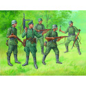Zvezda Wargames (WWII) figurky 6178 - German Regular Infantry 1939-43 (1:72)
