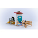 Schleich 42611 Box pro koně s klisnou a hříbětem