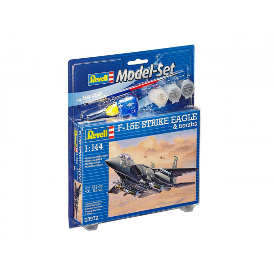 Revell ModelSet letadlo 63972 - F-15E Strike Eagle & bombs (1:144)