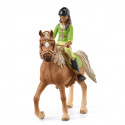 Schleich 42542 Schwarzhaarige Sarah mit beweglichen Gelenken auf dem Pferd