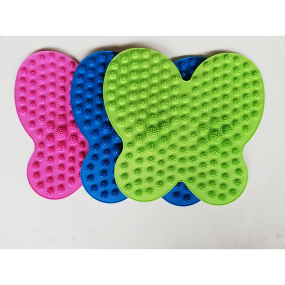 UNISON Fußmassagepad aus Kunststoff 36x38cm 3 Farben