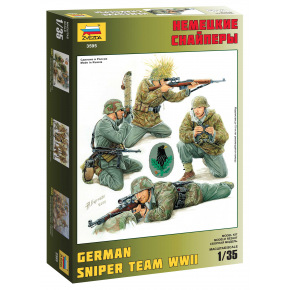Zvezda Model Kit figurky 3595 - German Sniper Team (1:35)