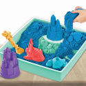 Spin Master KINETIC SAND KISTE MIT FLÜSSIGEM SAND UND UNTERLAGE BLAU