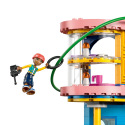 LEGO Friends 42689 Klubovna pro kamarády v městečku Heartlake