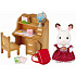 Sylvanian Families 5016 Nábytek "chocolate" králíků - sestra u psacího stolu se židlí