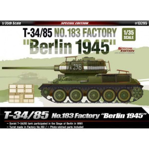 Academy Model Kit czołg 13295 - T-34/85 No.183 Factory "Berlin 1945" (1:35)