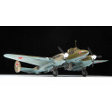 Zvezda Modellbausatz Flugzeug 7283 - Petlyakov Pe-2 (1:72)