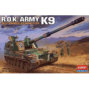 Model Kit military 13219 - R.O.K. ARMY K-9 SPG (1:35)