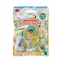 Sylvanian Families 5882 Baby zvířátka v květinových kostýmech - assort