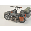 Zvezda Model Kit military 3607 - German WWII Sidecar R12 with crew (1:35)