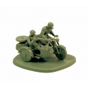 Zvezda Wargames (WWII) figurky 6277 - Soviet M-72 Sidecar Motorcycle w/Crew (1:72)