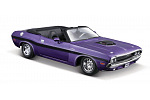 Maisto - 1970 Dodge Challenger R/T Convertible, metal fialový, 1:24