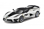 Bburago - RACING, Ferrari FXX-K EVO 2017 v dekorativním boxu, 1:43