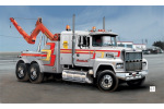 Italeri Model Kit truck 3825 - US WRECKER TRUCK (1:24)
